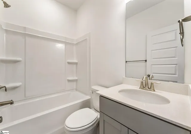 Photo 4 of Townhouse for sale at 24 Renaissance Row Dr, Greenville, SC 29607 | MLS# 1570254 | Listing updated on 2026-09-09