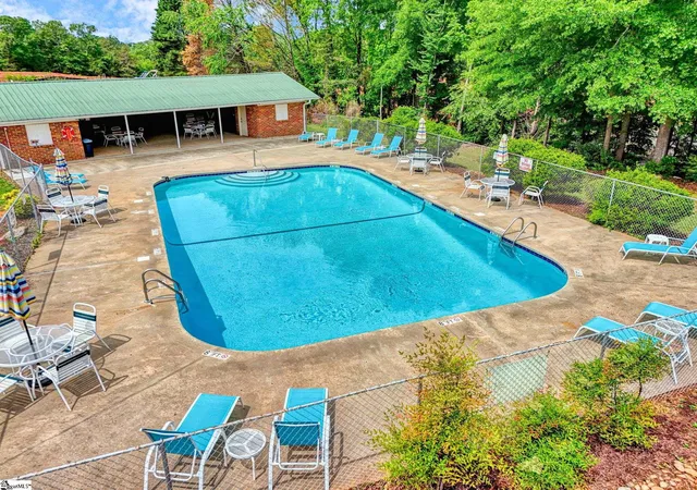 Listing Photo 5 - Condo for sale in building located at 114 Captains Wy, Anderson, SC 29625