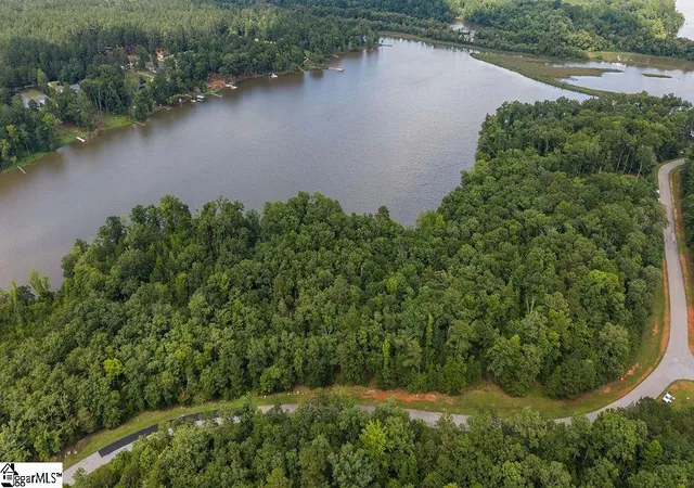 Photo 2 of Land for sale at 331 Terrapin Pointe Rd, Hodges, SC 29653 | MLS# 1598843 | Listing updated on 2026-08-14