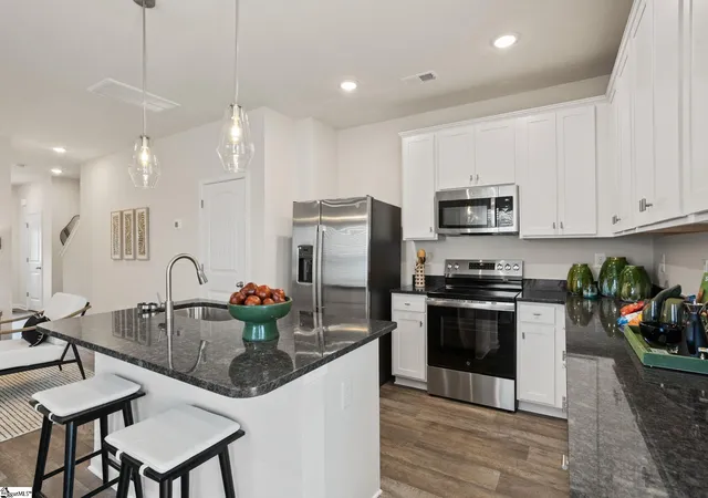 Photo 2 of Townhouse for sale at 305 Widley Wy #lot 81, Greenville, SC 29605 | MLS# 1600010 | Listing updated on 2026-09-18