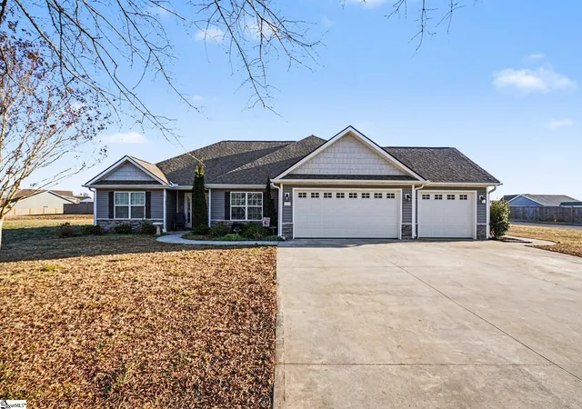 Photo 1 of Single family home for sale at 125 Apple Grove Dr, Inman, SC 29349 | MLS# 1581466 | Listing updated on 2026-09-08