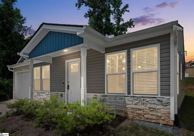 28th image of 832 Fairwood Dr, Woodruff, SC 29388 | MLS# 1593423