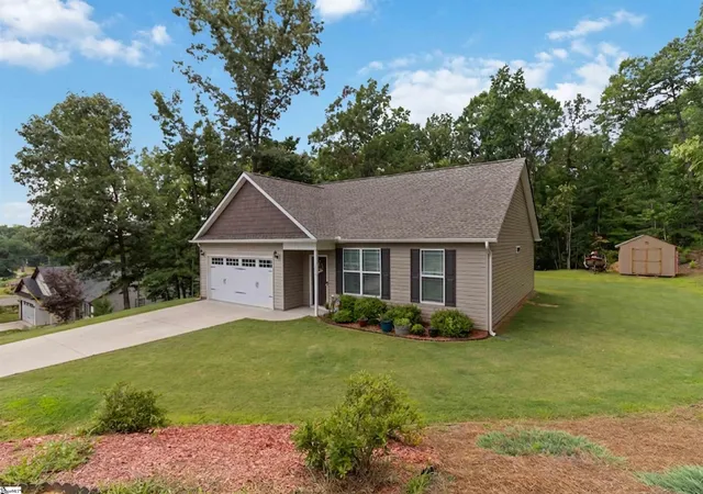 Homes for sale in Marietta, SC | 136 N Forest Cir, Marietta, SC 29661 | MLS# 1596563