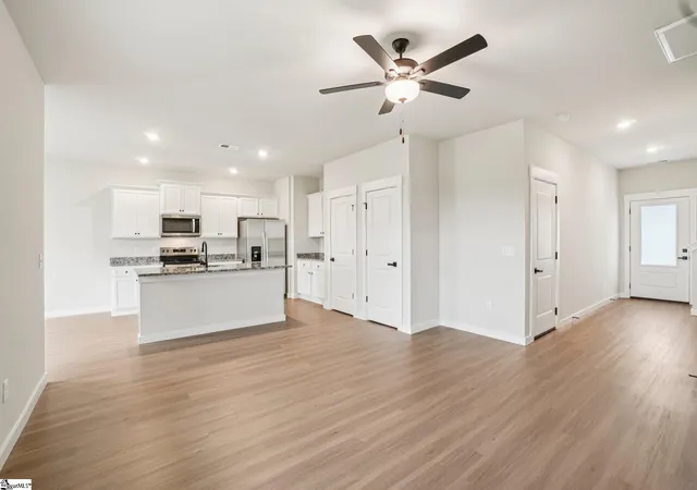 Photo 3 of Single family home for sale at 1420 Wild Indigo Wy, Moore, SC 29369 | MLS# 1600450 | Listing updated on 2026-08-11