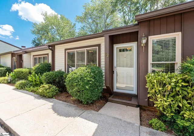 Listing Photo 4 - Condo for sale in building located at 3210 Bethel Rd, Simpsonville, SC 29681 - Unit #Unit 62