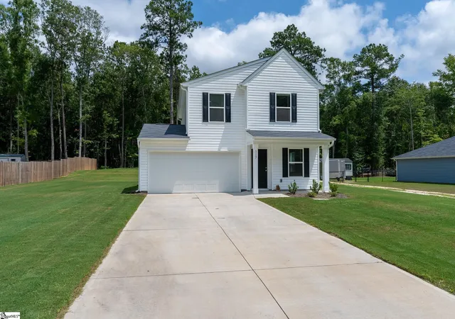Photo 3 of Single family home for sale at 117 Sunflower Ln, Clinton, SC 29325 | MLS# 1599970 | Listing updated on 2026-08-27