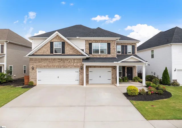 Photo 1 of Single family home for sale at 204 Reseda Dr, Greenville, SC 29607 | MLS# 1602445 | Listing updated on 2026-09-08