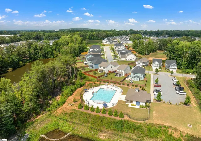 Photo 42 of Single family home for sale at 204 Reseda Dr, Greenville, SC 29607 | MLS# 1602445 | Listing updated on 2026-09-08