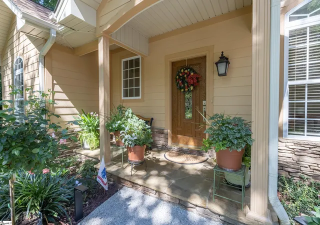 Homes for sale in Westminster, SC | 227 Pineneedle Dr, Westminster, SC 29693 | MLS# 1597478