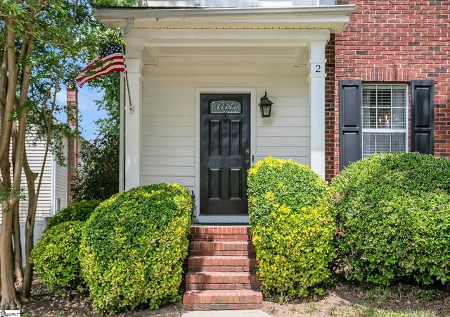 Photo 2 of Single family home for sale at 2 Misty Meadow Dr, Greenville, SC 29615 | MLS# 1596241 | Listing updated on 2026-08-24