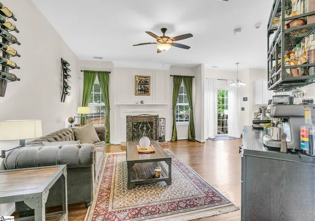 Photo 3 of Single family home for sale at 2 Misty Meadow Dr, Greenville, SC 29615 | MLS# 1596241 | Listing updated on 2026-08-24