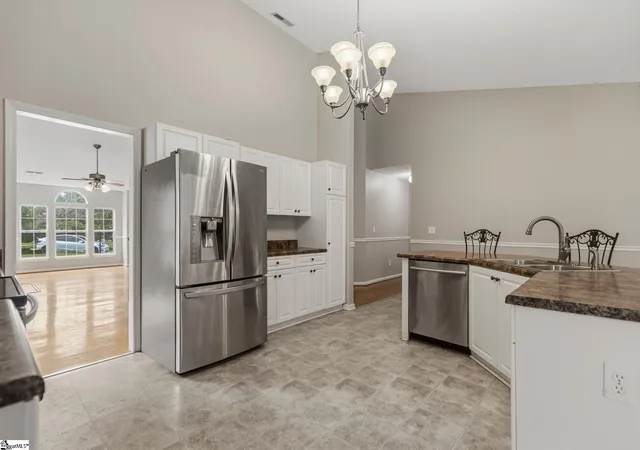Photo 3 of Single family home for sale at 2 Timberjack St, Simpsonville, SC 29680 | MLS# 1594391 | Listing updated on 2026-10-06
