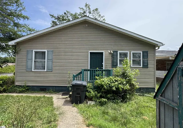 Homes for sale in Travelers Rest, SC | 302 West Rd, Travelers Rest, SC 29690 | MLS# 1596446
