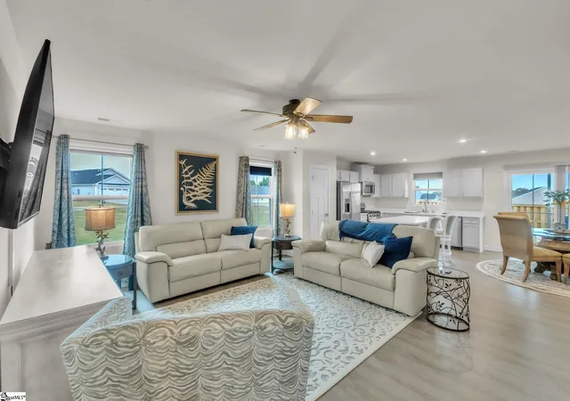 Photo 3 of Single family home for sale at 1018 Rev Robert Reid St, Woodruff, SC 29388 | MLS# 1573068 | Listing updated on 2025-11-05