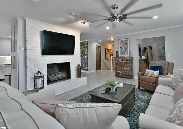 Photo 4 of Single family home for sale at 3001 River Rd, Piedmont, SC 29673 | MLS# 1600833 | Listing updated on 2026-09-01