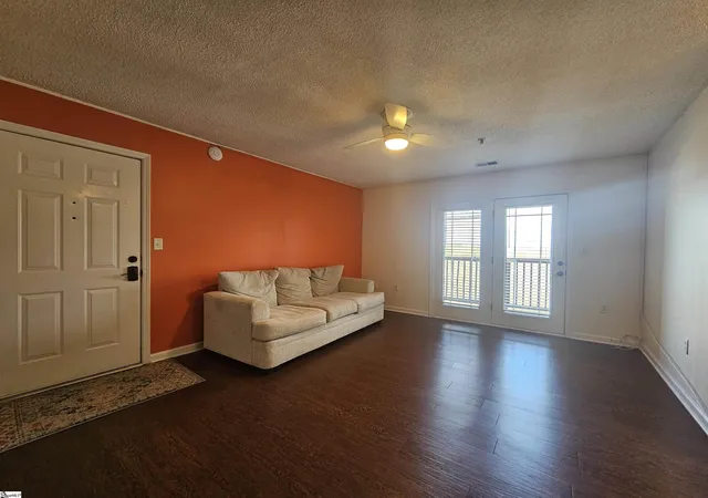 Photo 3 of Condo for sale at 1023 Harts Cove Wy, Seneca, SC 29678 | MLS# 1584289 | Listing updated on 2026-09-07