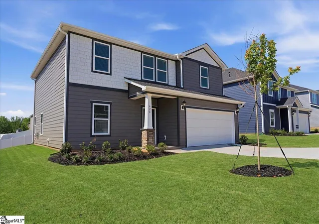 2nd image of 628 Hollybank St, Fountain Inn, SC 29644 | MLS# 1591127