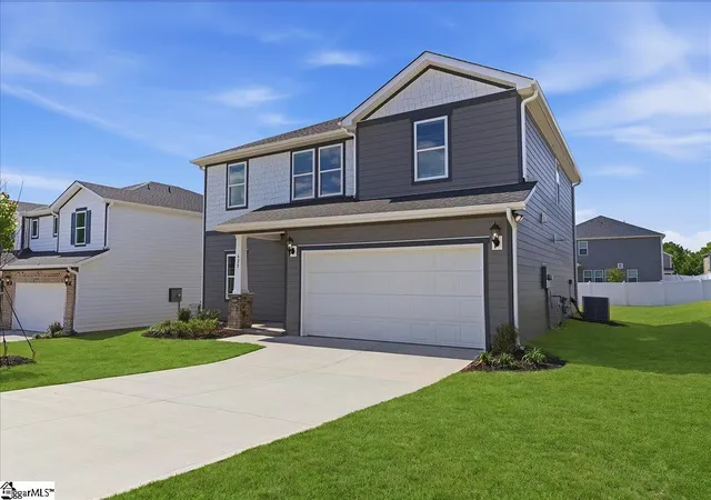 3rd image of 628 Hollybank St, Fountain Inn, SC 29644 | MLS# 1591127