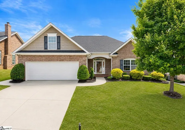 1st image of 4 Cedarcrest Ct, Simpsonville, SC 29680 | MLS# 1594321
