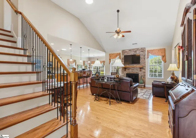 4th image of 4 Cedarcrest Ct, Simpsonville, SC 29680 | MLS# 1594321