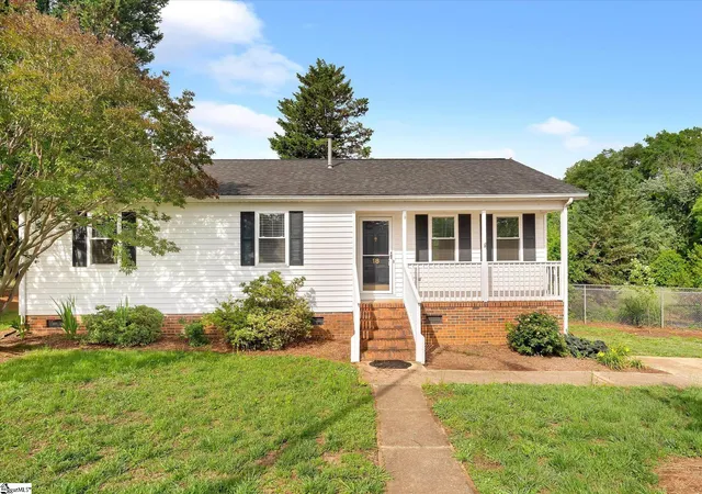 Photo 2 of Single family home for sale at 18 Genesis Ct, Greenville, SC 29601 | MLS# 1600341 | Listing updated on 2026-08-22