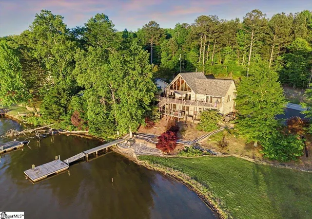 3rd image of 1113 Dickson Rd, Campobello, SC 29322 | MLS# 1589932