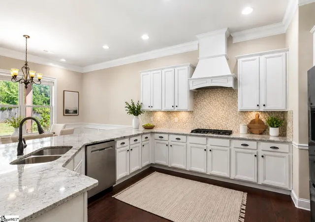 Photo 3 of Single family home for sale at 239 Tuxedo Ln, Greer, SC 29651 | MLS# 1598220 | Listing updated on 2026-08-28