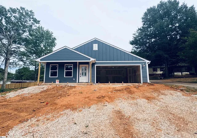 Photo 1 of Single family home for sale at 3224 N Hwy 101 Rd #Lot 3, Greer, SC 29651 | MLS# 1595055 | Listing updated on 2026-08-11