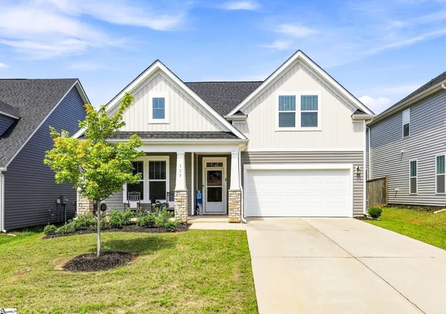 Photo 1 of Sale Pending at 117 Whitman Wy, Easley, SC 29642 | MLS# 1600680 | Listing updated on 2026-09-02