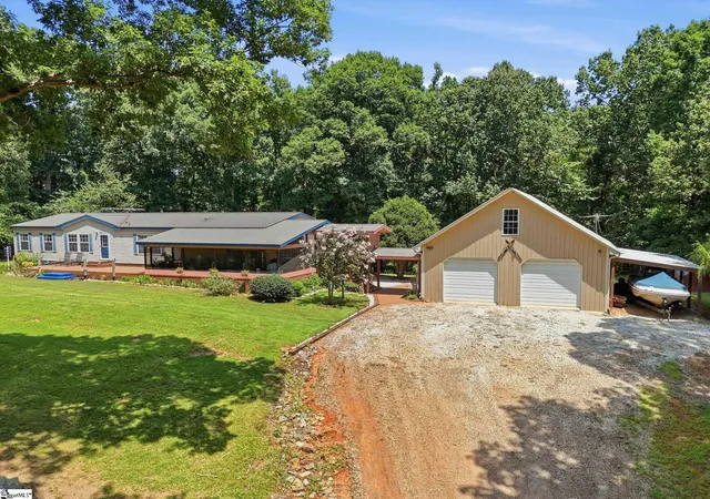 2nd image of 190 Meredith Lake Rd, Townville, SC 29689 | MLS# 1598449