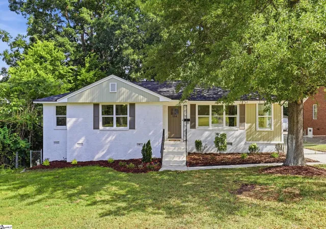 Photo 1 of Single family home for sale at 114 Birchwood St, Greenville, SC 29605 | MLS# 1597706 | Listing updated on 2026-09-03