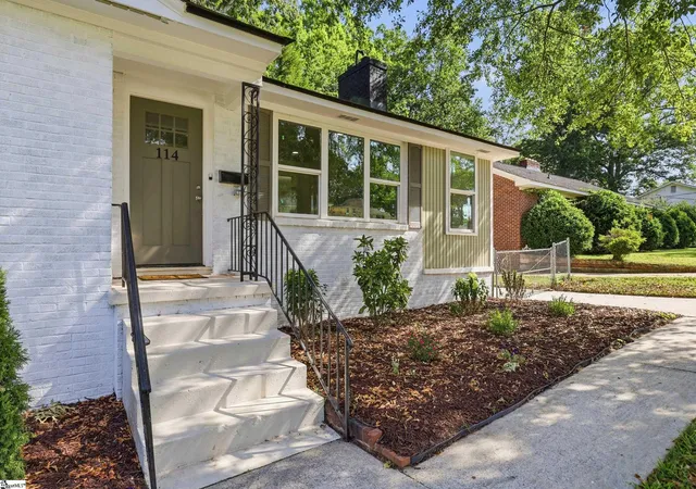 Photo 2 of Single family home for sale at 114 Birchwood St, Greenville, SC 29605 | MLS# 1597706 | Listing updated on 2026-09-03