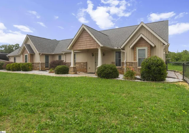 Photo 2 of Sale Pending at 2900 Hwy 187 South, Anderson, SC 29624 | MLS# 1595479 | Listing updated on 2026-09-16