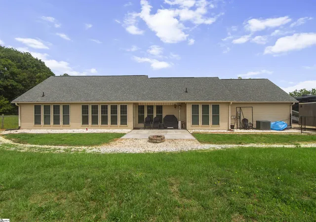 Photo 4 of Sale Pending at 2900 Hwy 187 South, Anderson, SC 29624 | MLS# 1595479 | Listing updated on 2026-09-16