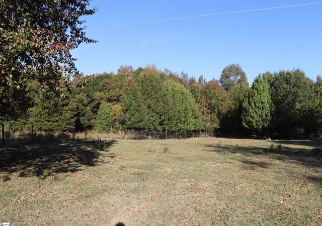 1st image of 240 Simmons Rd, Woodruff, SC 29388 | MLS# 1579161
