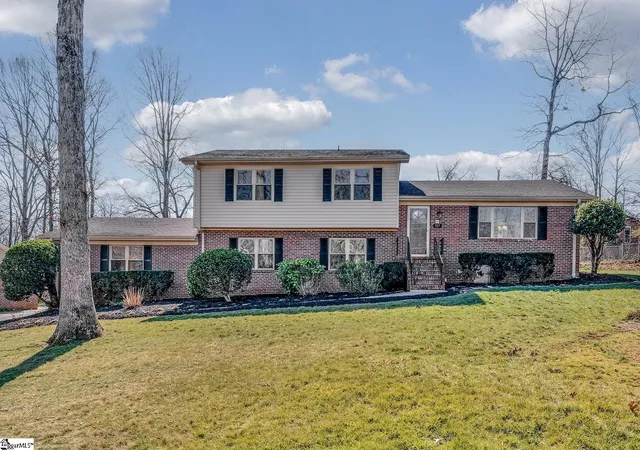 2nd image of 507 Edwards Mill Rd, Taylors, SC 29687 | MLS# 1581223
