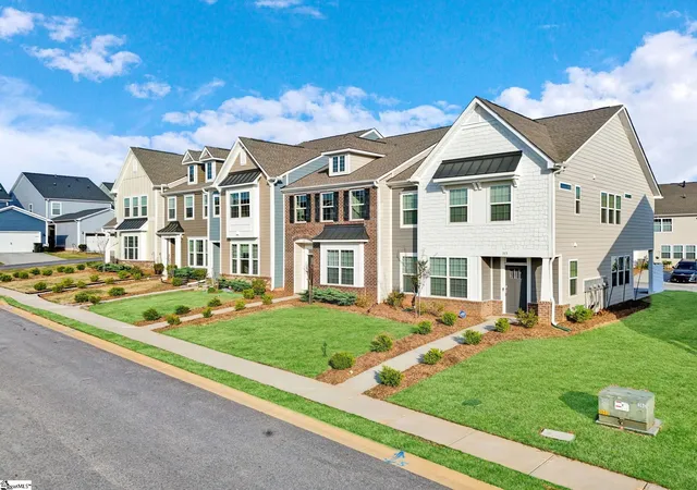 3rd image of 313 Novelty Dr, Greer, SC 29651 | MLS# 1585395