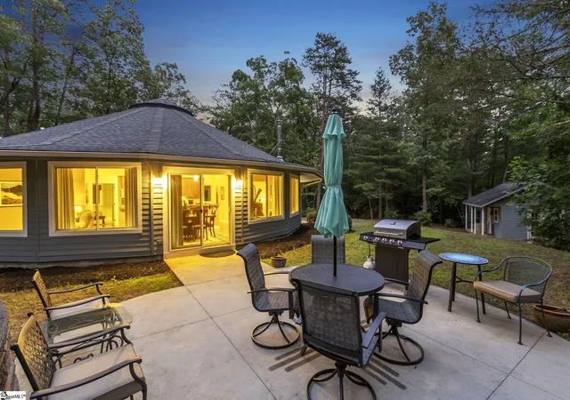 Homes for sale in Cleveland, SC | 51 Sky Ranche Rd, Cleveland, SC 29635 | MLS# 1592688