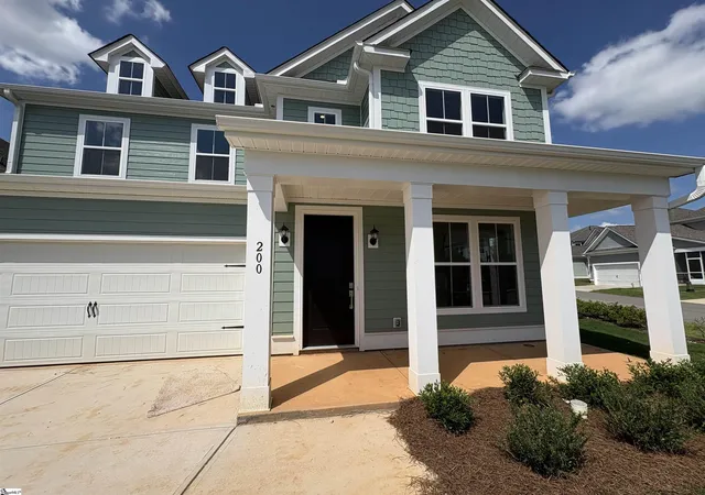 Photo 3 of Sale Pending at 200 Encampment Blvd, Simpsonville, SC 29681 | MLS# 1597546 | Listing updated on 2026-09-12