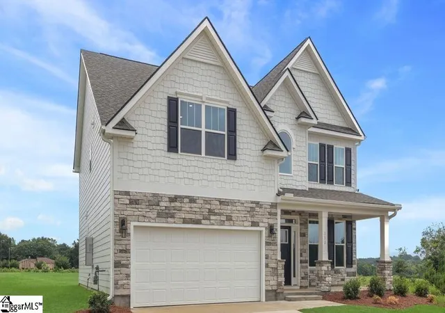 Photo 2 of Single family home for sale at 111 Sweetwood Ln, Simpsonville, SC 29680 | MLS# 1586698 | Listing updated on 2026-10-23