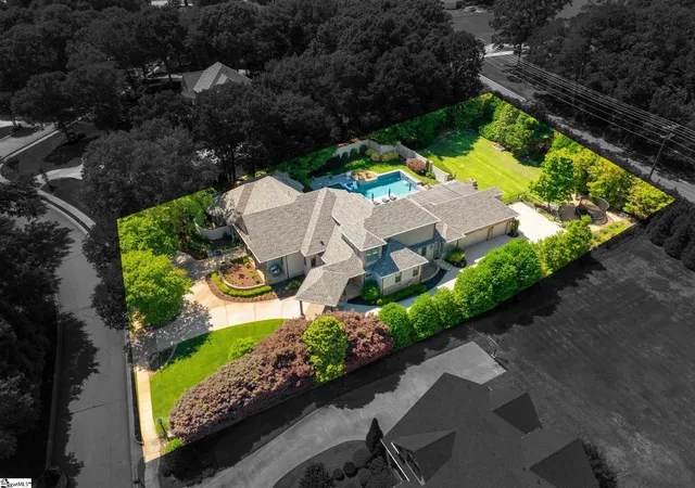 Photo 50 of Single family home for sale at 305 Chancery Ln, Simpsonville, SC 29681 | MLS# 1592426 | Listing updated on 2026-10-07