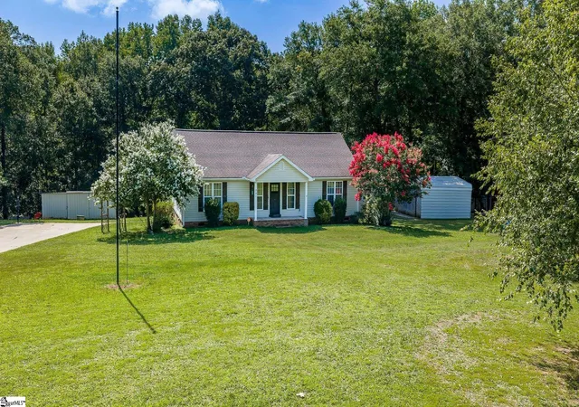 Homes for sale in Fountain Inn, SC | 351 Knickerbocker Estate Dr, Fountain Inn, SC 29644 | MLS# 1596657