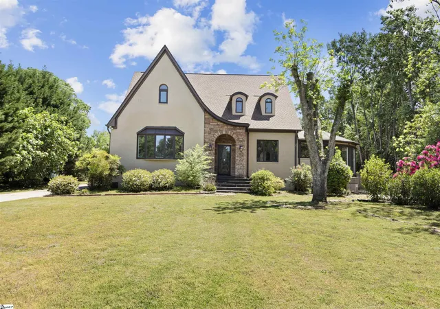 Homes for sale in Simpsonville, SC | 1311 Moore Rd, Simpsonville, SC 29681 | MLS# 1588790