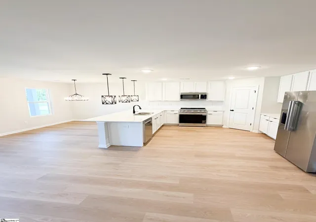 Photo 3 of Single family home for sale at 18034 Hwy 101 S, Gray Court, SC 29645 | MLS# 1592706 | Listing updated on 2026-09-17