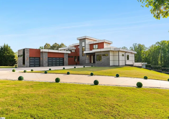 Photo 2 of Single family home for sale at 2354 Runion Rd, Inman, SC 29349 | MLS# 1589716 | Listing updated on 2026-07-07