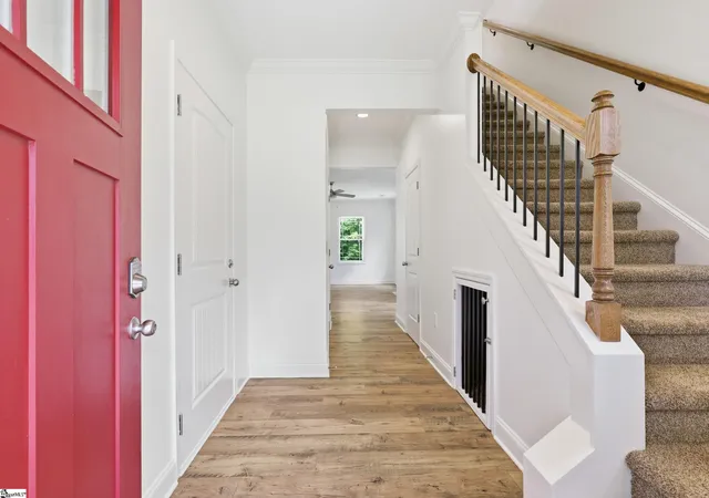 Photo 3 of Single family home for sale at 119 Howell Cir, Greenville, SC 29615 | MLS# 1597927 | Listing updated on 2026-08-12