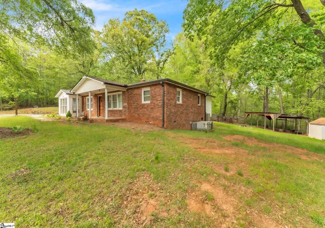 2nd image of 4921 S Pine St, Spartanburg, SC 29302 | MLS# 1588848