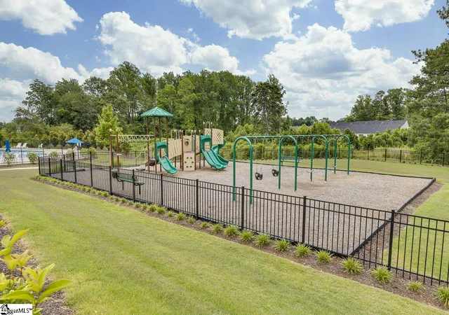 50th image of 208 Roderick Ln, Greenville, SC 29605 | MLS# 1594551