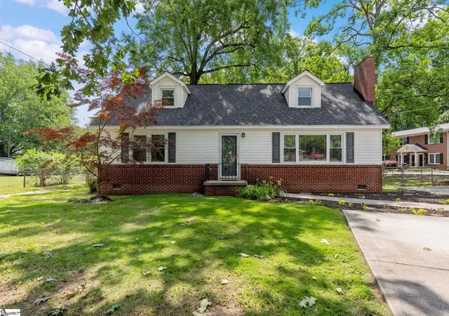 Photo 1 of Single family home for sale at 3104 Edwards Rd, Taylors, SC 29687 | MLS# 1594836 | Listing updated on 2026-08-14