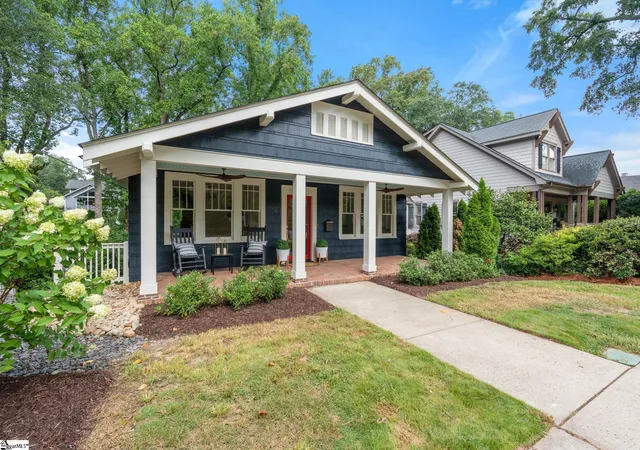 Photo 2 of Single family home for sale at 105 Vannoy St, Greenville, SC 29601 | MLS# 1587778 | Listing updated on 2026-08-07